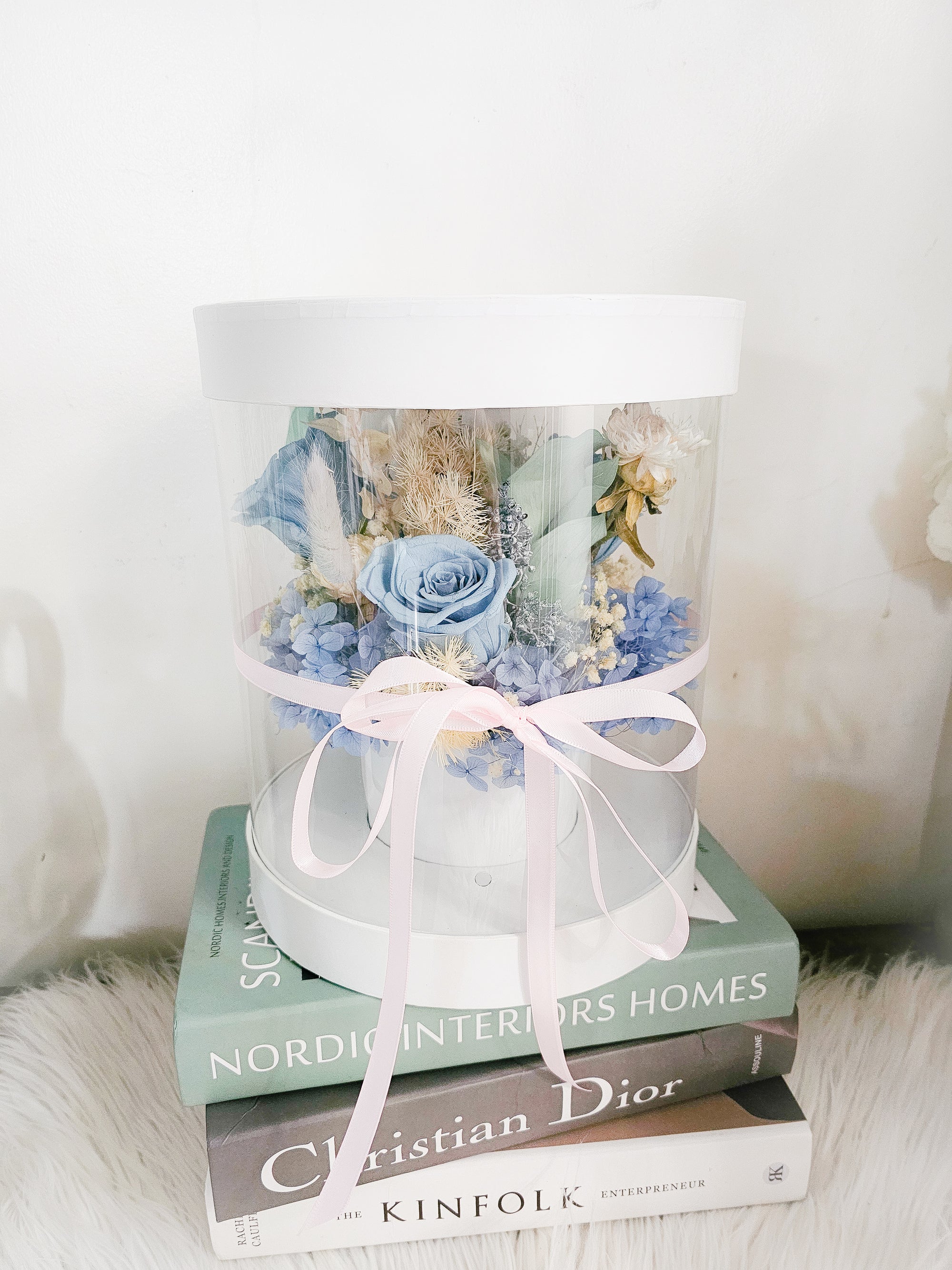"Eternal Serenity” Luxe Blue Preserved Floral Box – Elegant & Timeless