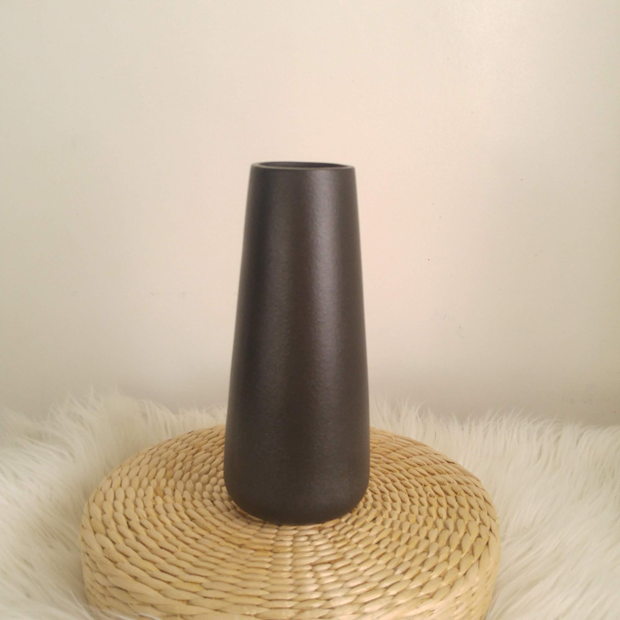 Liv Vase