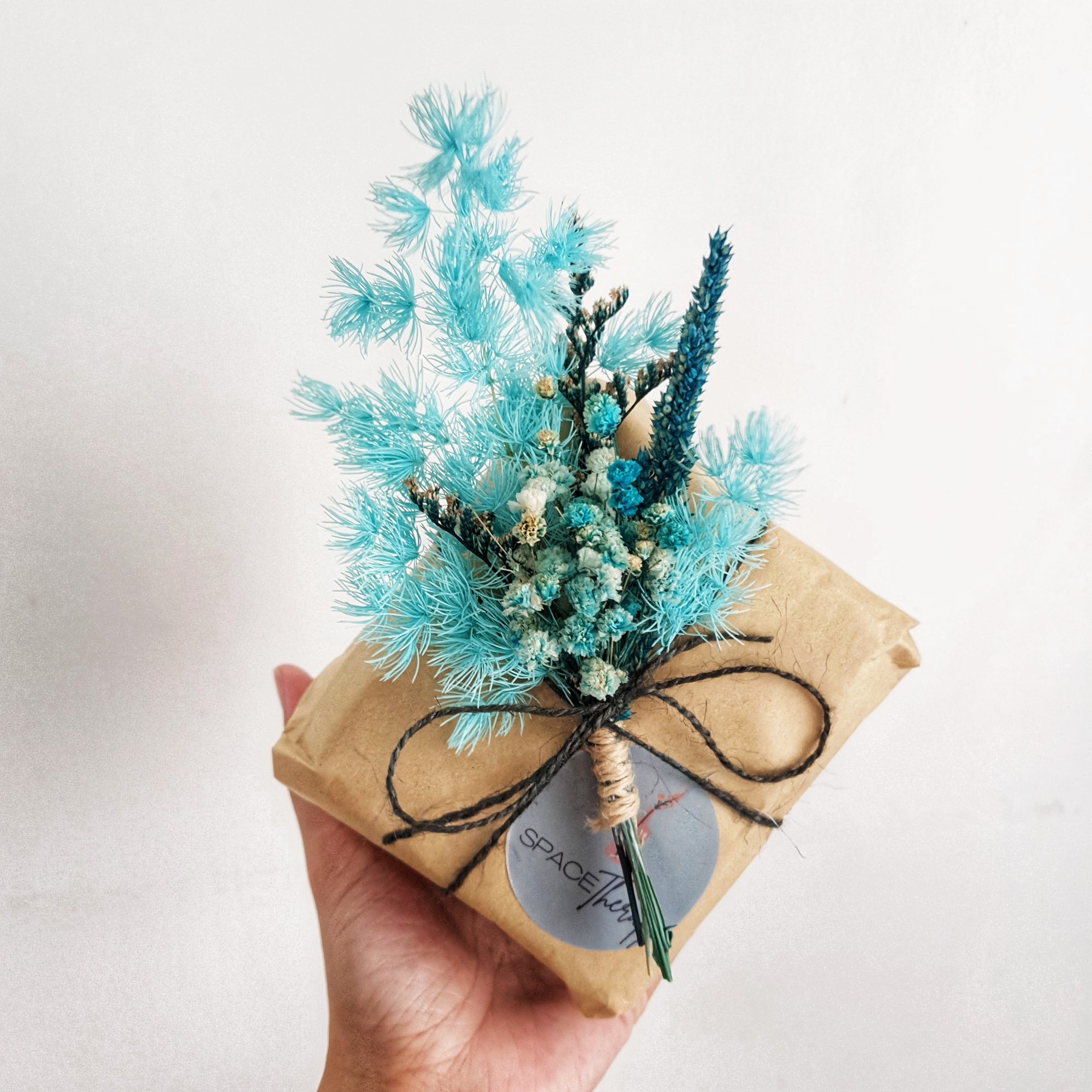 Gum - Gift Posy