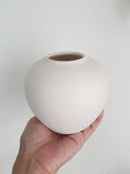 Quinn Wine Jar Vase