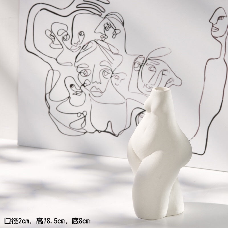 Peggy Vase