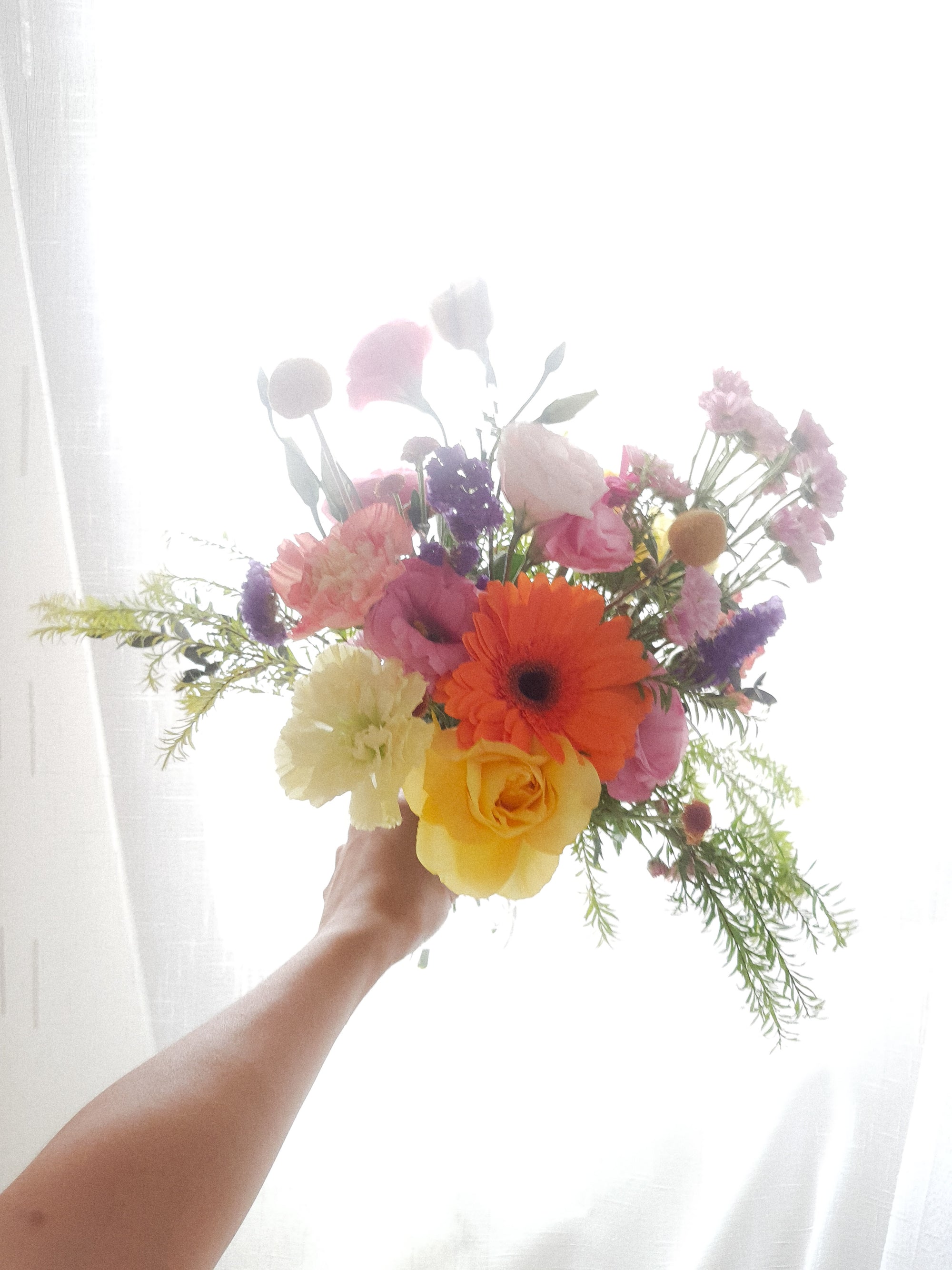 Florist's Seasonal Vase Arrangement (Small)