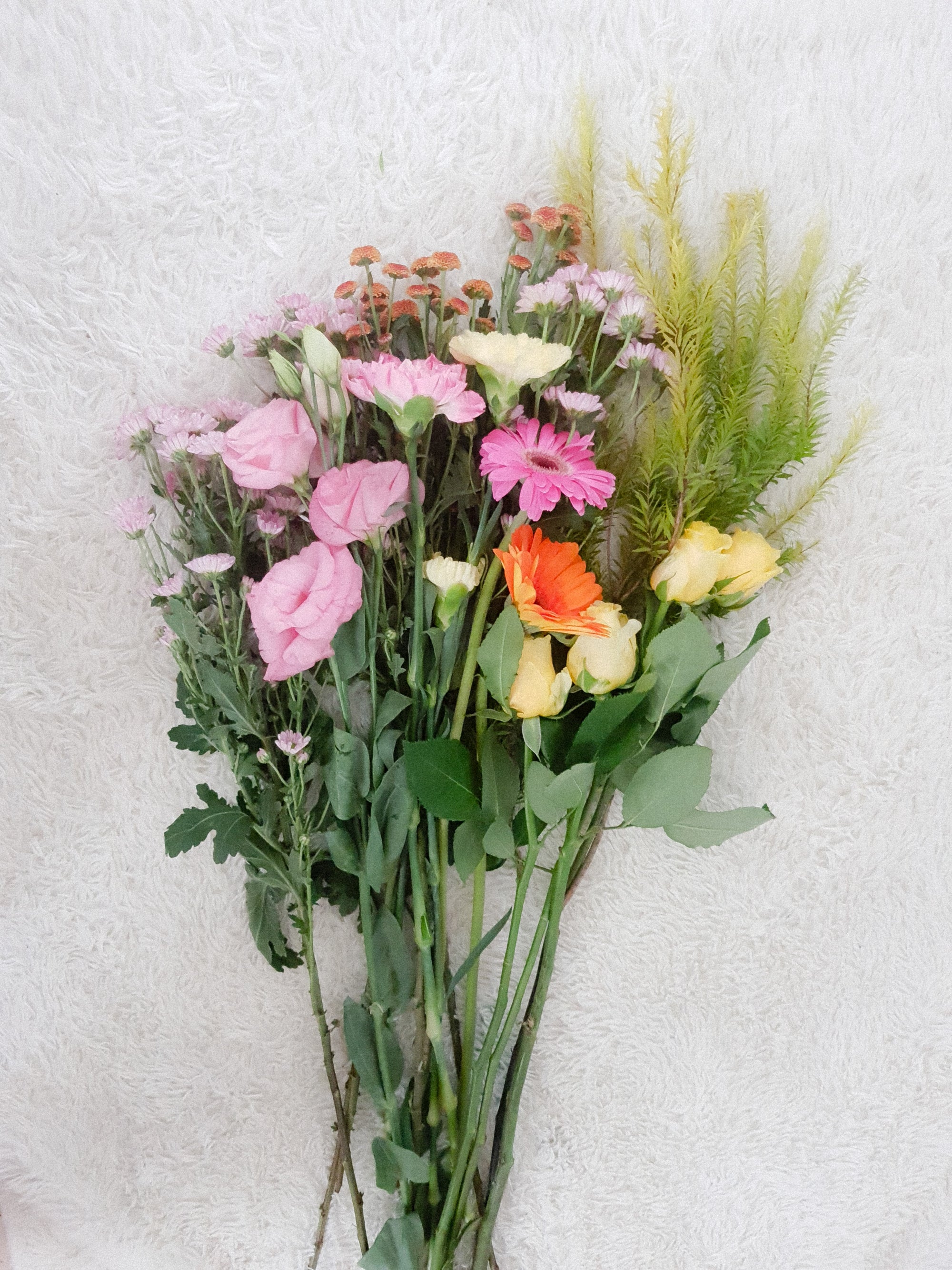 Florist's Seasonal Vase Arrangement (Small)