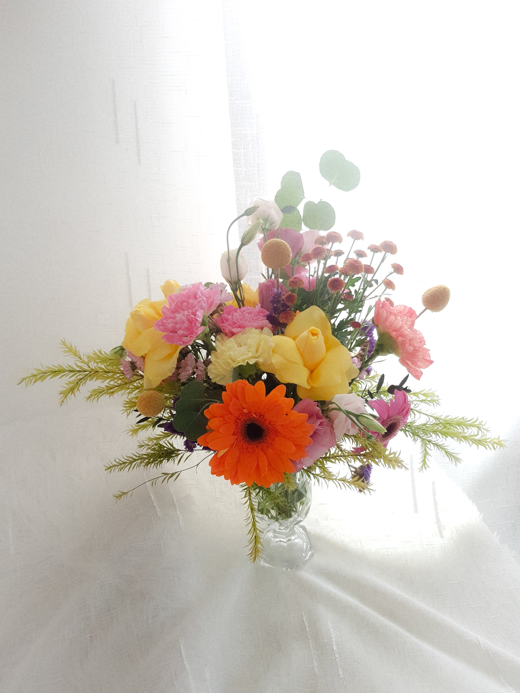 Florist's Seasonal Vase Arrangement (Medium)